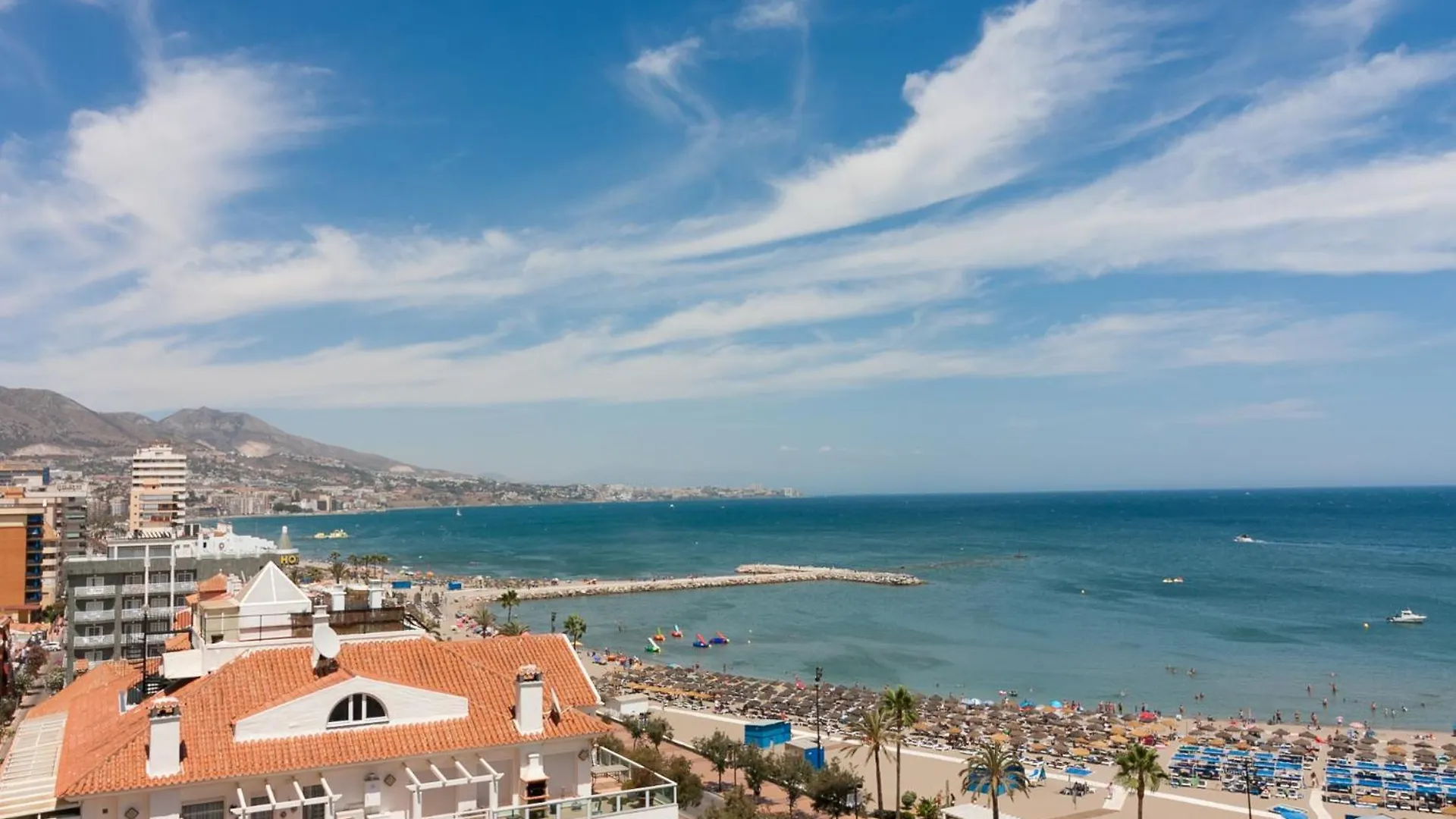 Solana Florida Seafront Apartment Fuengirola