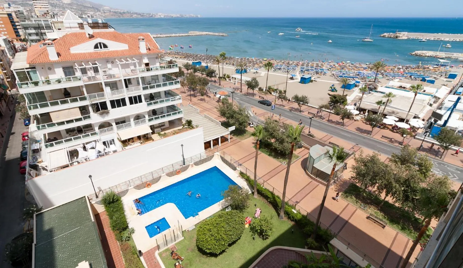 Solana Florida Seafront Apartment Fuengirola